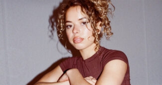 Nilüfer Yanya